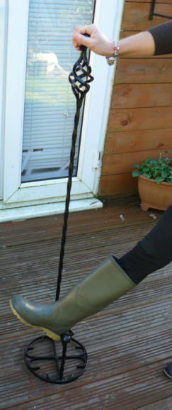 Welly boot removers 